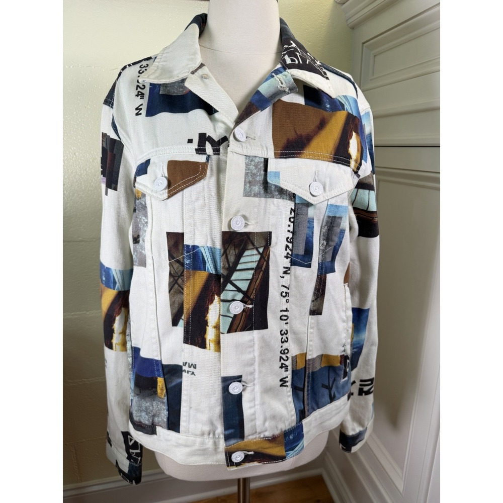 BDG Urban Outfitters Denim Jacket M Abstract Graphic Print 100% Cotton